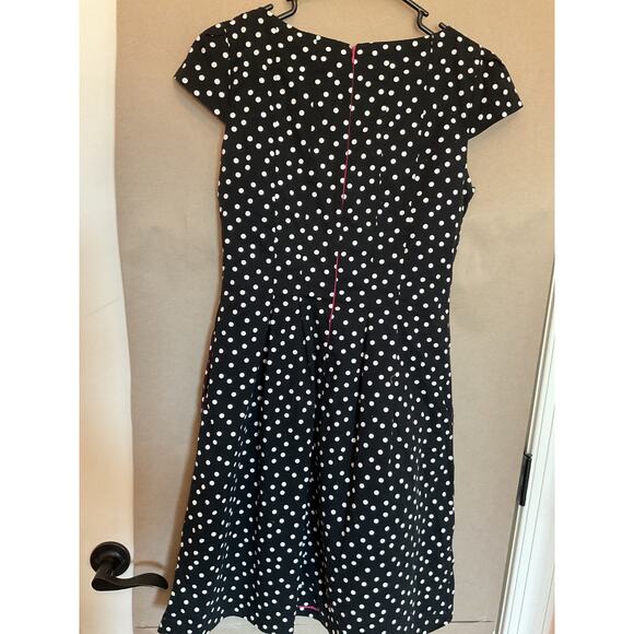 R & K Black Polka Dot w/pink lining Sleeveless Dress w/Pockets Sz 8 - Picture 4 of 5